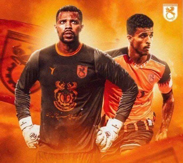 企鹅体育直播-12强赛表现出彩被相中 阿曼三国脚签约海外俱乐部